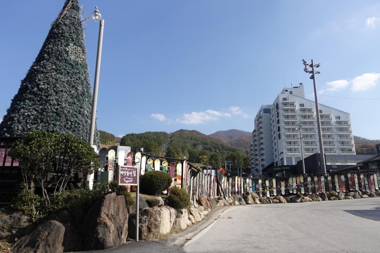 Bears Town Hotell Pocheon Exteriör bild