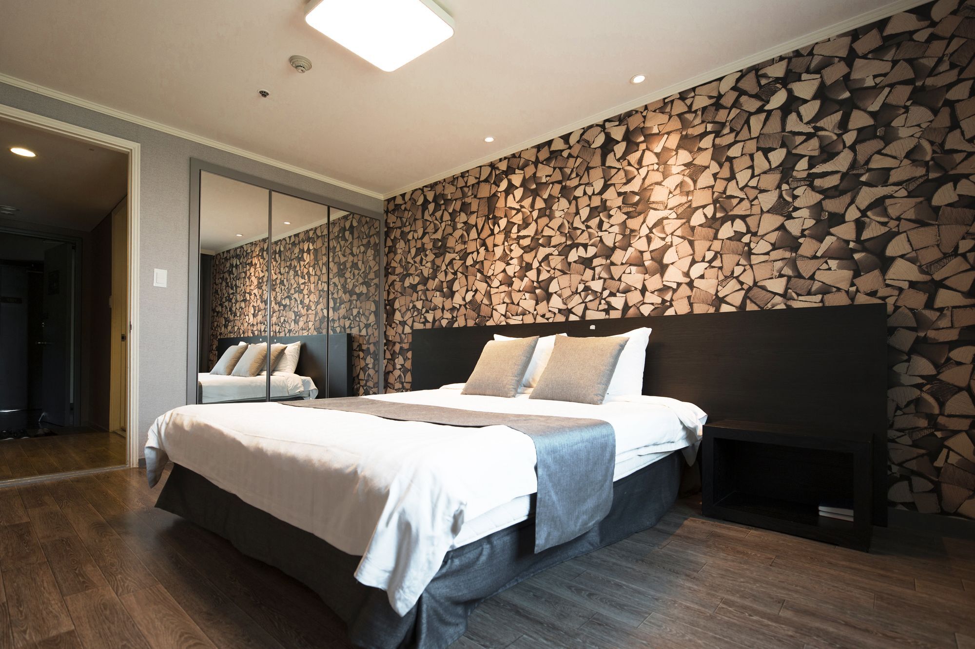 Bears Town Hotell Pocheon Exteriör bild