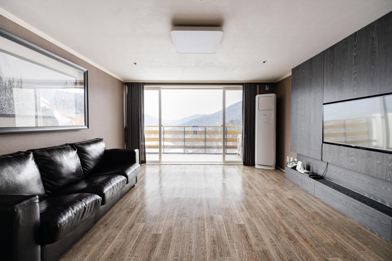 Bears Town Hotell Pocheon Exteriör bild